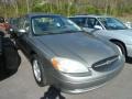 Spruce Green Metallic - Taurus SES Photo No. 1