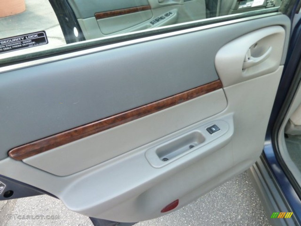 2000 Chevrolet Impala Standard Impala Model Medium Gray Door Panel Photo #63244466