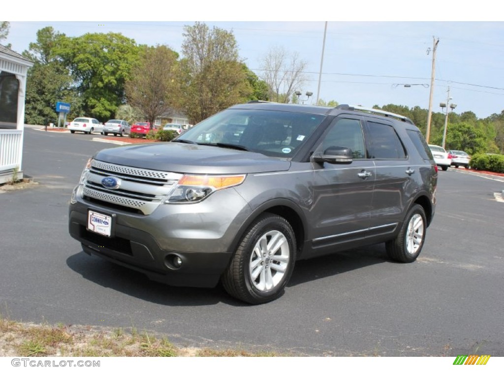 2011 Explorer XLT 4WD - Sterling Grey Metallic / Medium Light Stone photo #1