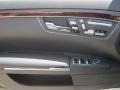 Black - S 550 Sedan Photo No. 6