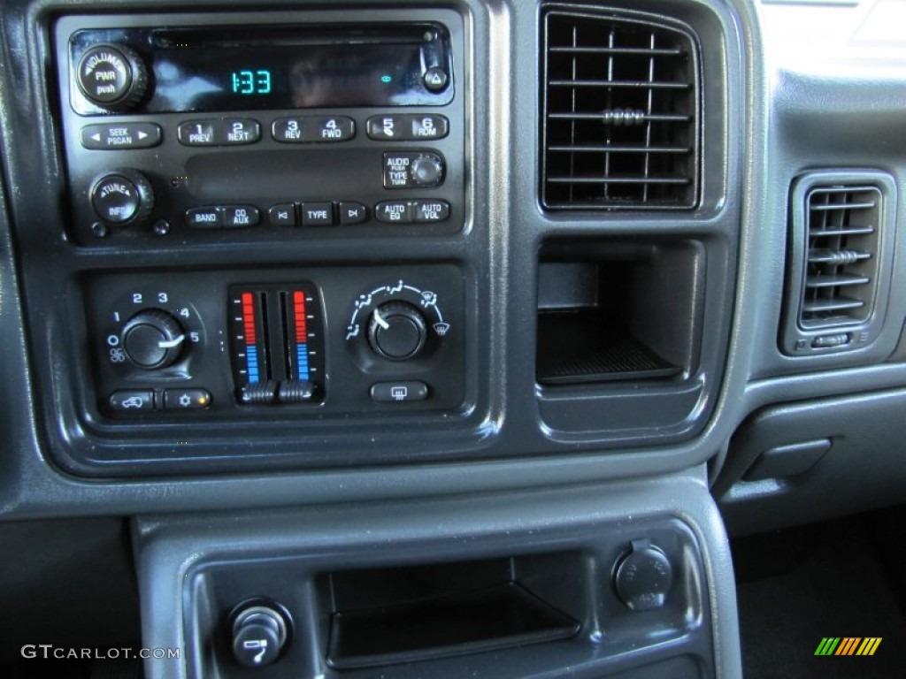 2006 Chevrolet Silverado 1500 LT Crew Cab 4x4 Controls Photo #63251022