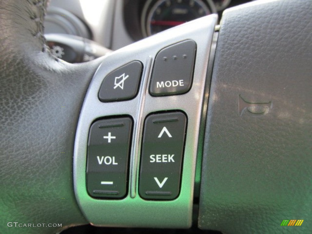 2011 Suzuki SX4 Crossover AWD Controls Photo #63254388