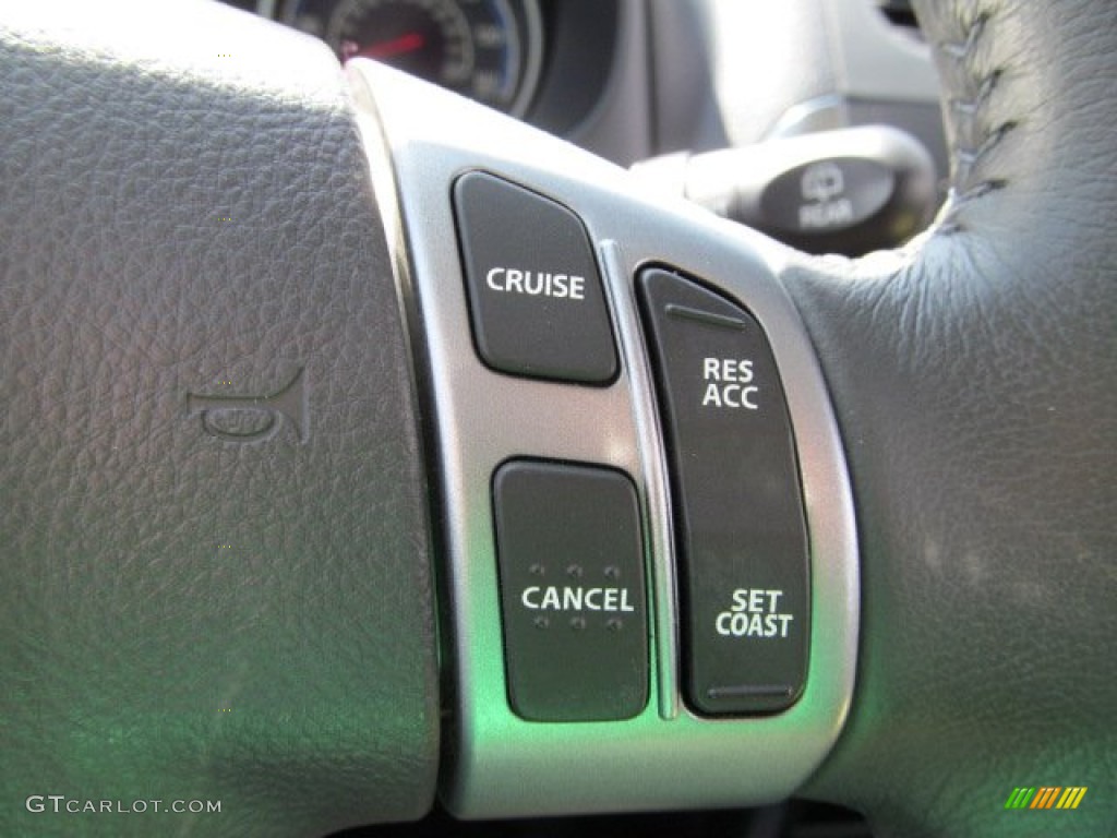 2011 Suzuki SX4 Crossover AWD Controls Photo #63254397