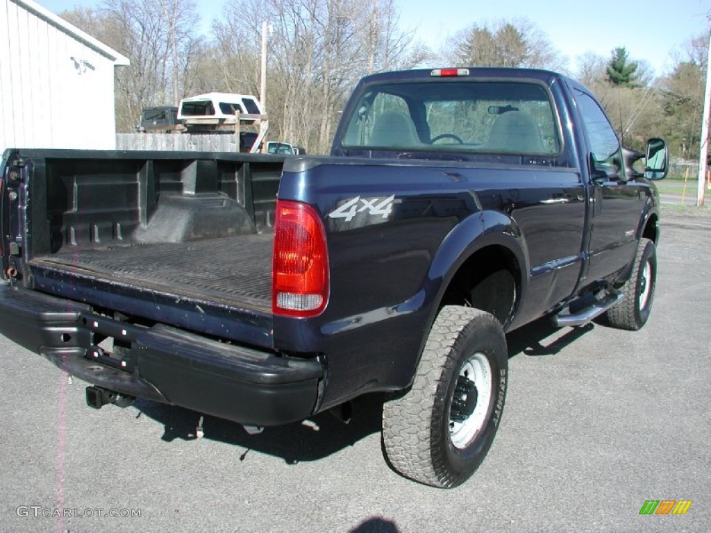 2003 F350 Super Duty XL Regular Cab 4x4 - True Blue Metallic / Medium Flint photo #10