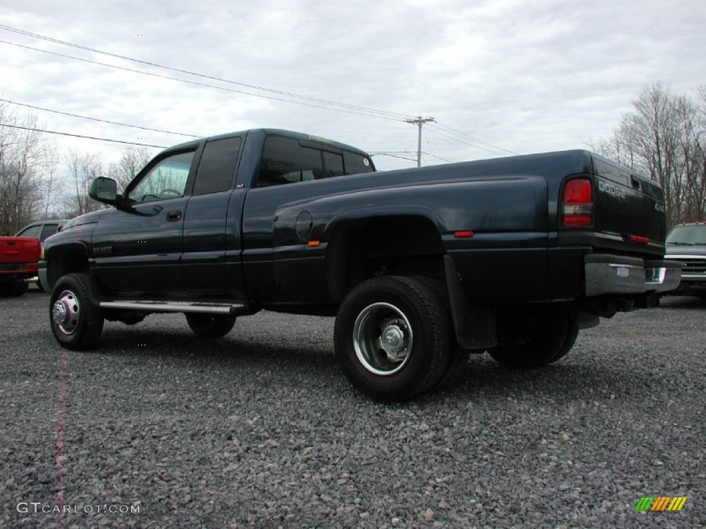 2002 Ram 3500 SLT Quad Cab 4x4 Dually - Patriot Blue Metallic / Mist Gray photo #6