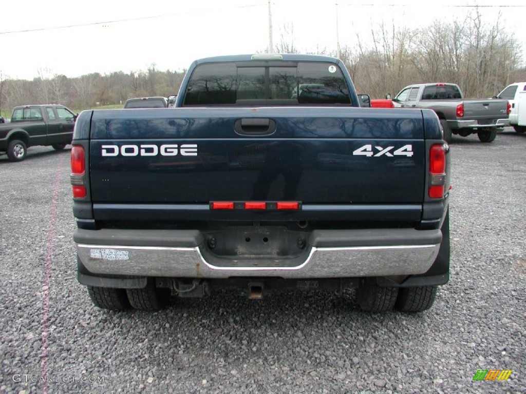 2002 Ram 3500 SLT Quad Cab 4x4 Dually - Patriot Blue Metallic / Mist Gray photo #8