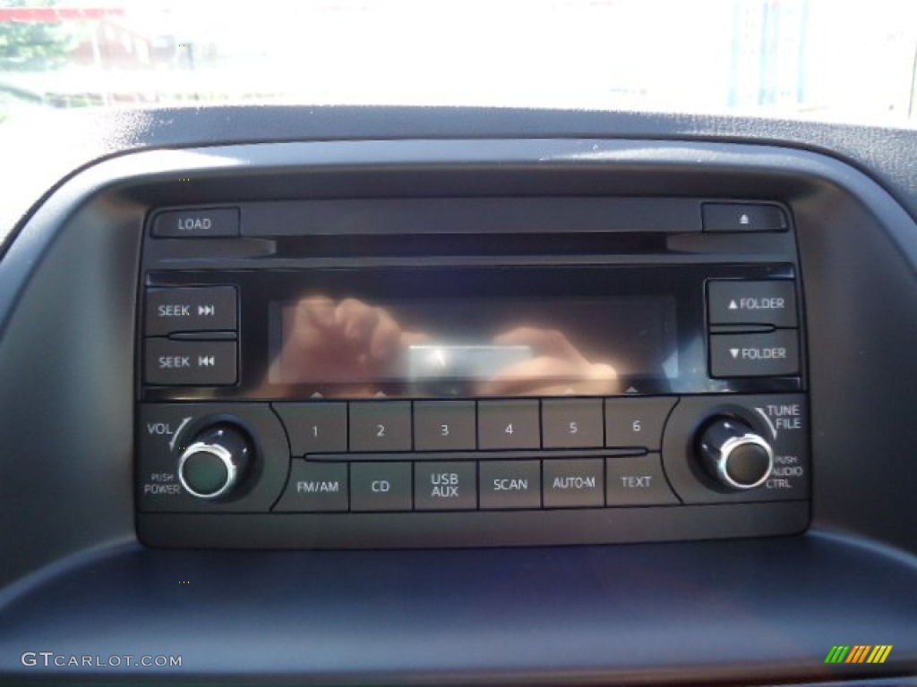 2013 Mazda CX-5 Sport Audio System Photos