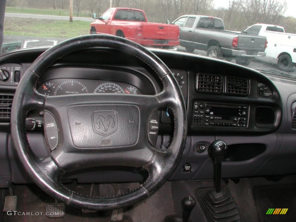 2002 Ram 3500 SLT Quad Cab 4x4 Dually - Patriot Blue Metallic / Mist Gray photo #45