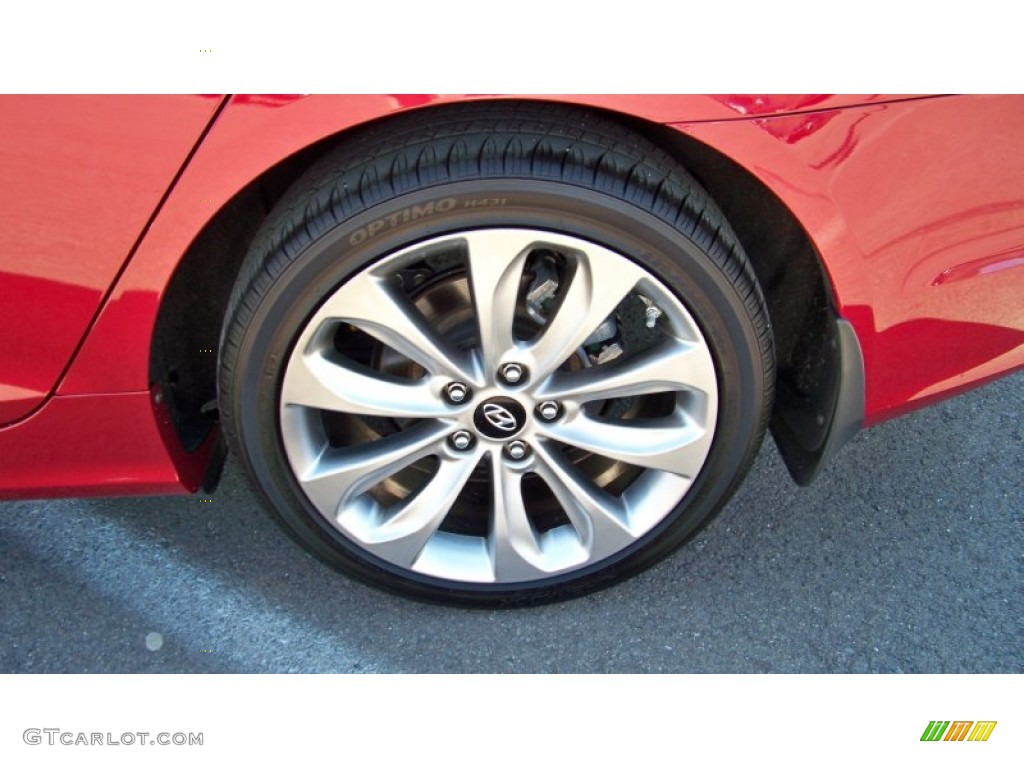 2011 Sonata SE - Venetian Red / Black photo #9