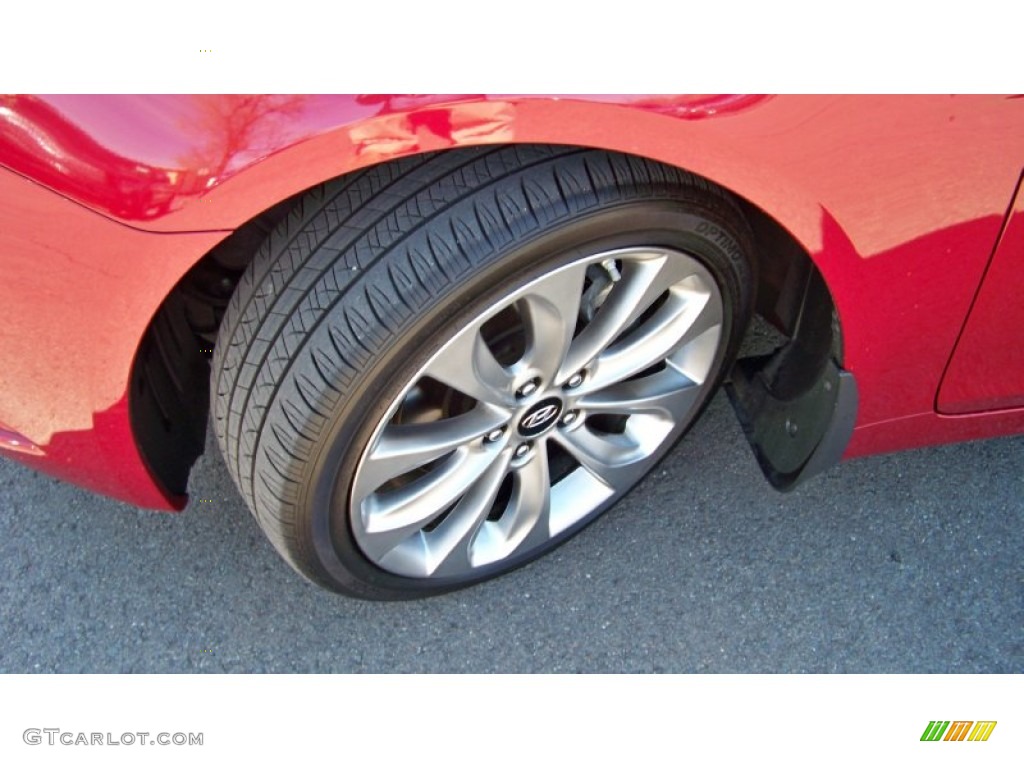 2011 Sonata SE - Venetian Red / Black photo #10