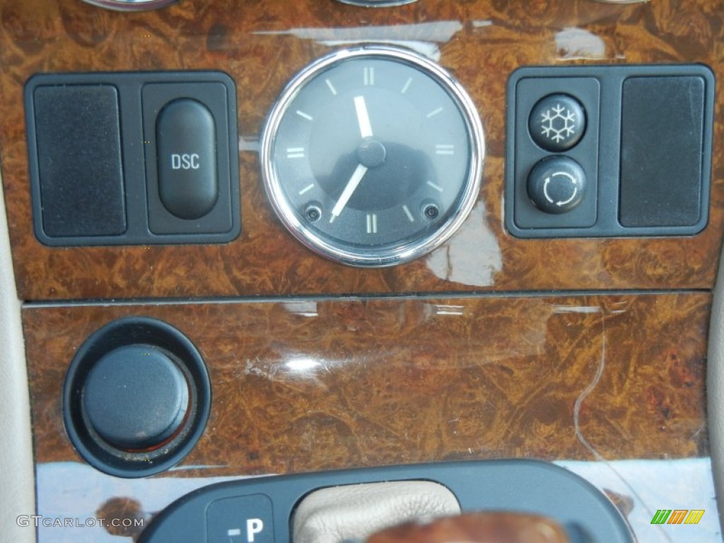 2002 BMW Z3 2.5i Roadster Controls Photo #63260433