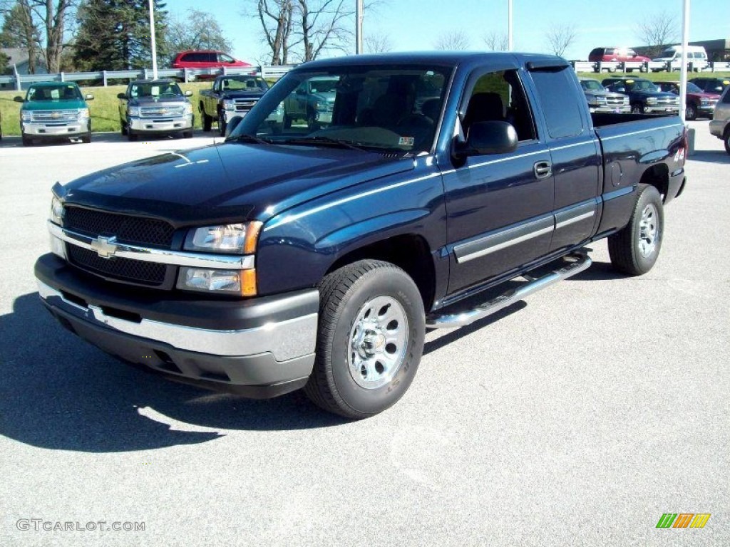 2005 Silverado 1500 LS Extended Cab 4x4 - Dark Blue Metallic / Dark Charcoal photo #10