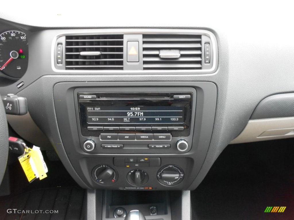 2012 Volkswagen Jetta S Sedan Controls Photo #63265188