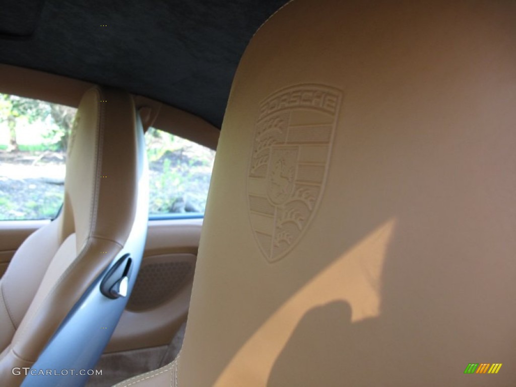 Embossed Porsche Crest headrest 2011 Porsche 911 Turbo S Coupe Parts