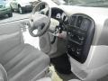 2006 Brilliant Black Dodge Caravan SE  photo #15