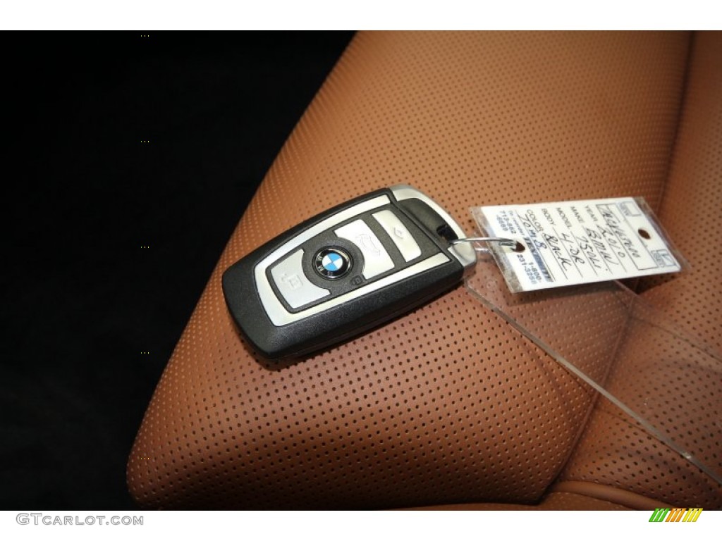 2010 BMW 7 Series 750Li Sedan Keys Photos