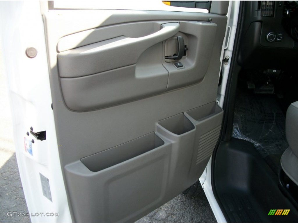 2012 Express LT 1500 AWD Passenger Van - Summit White / Medium Pewter photo #29