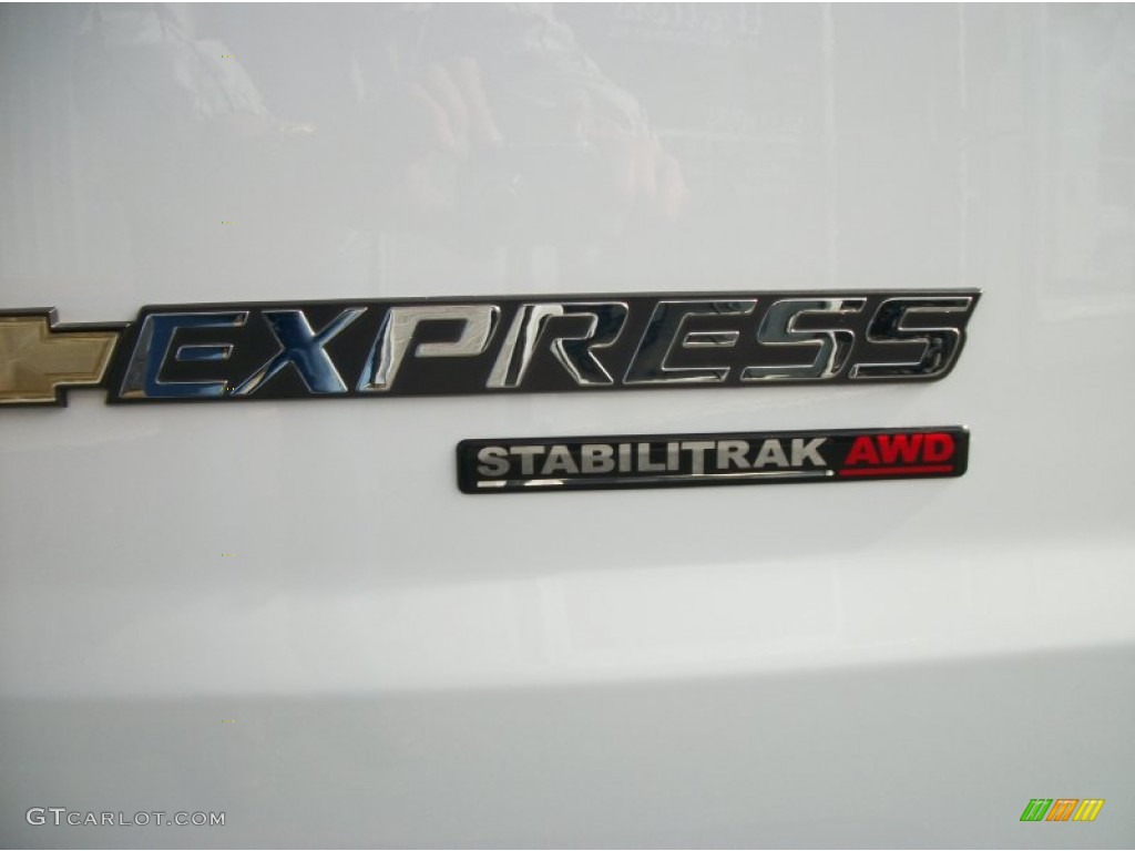 2012 Express LT 1500 AWD Passenger Van - Summit White / Medium Pewter photo #49