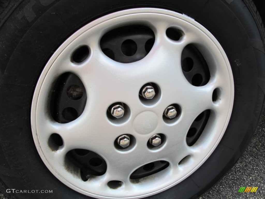 2003 Oldsmobile Alero GL Sedan Wheel Photos