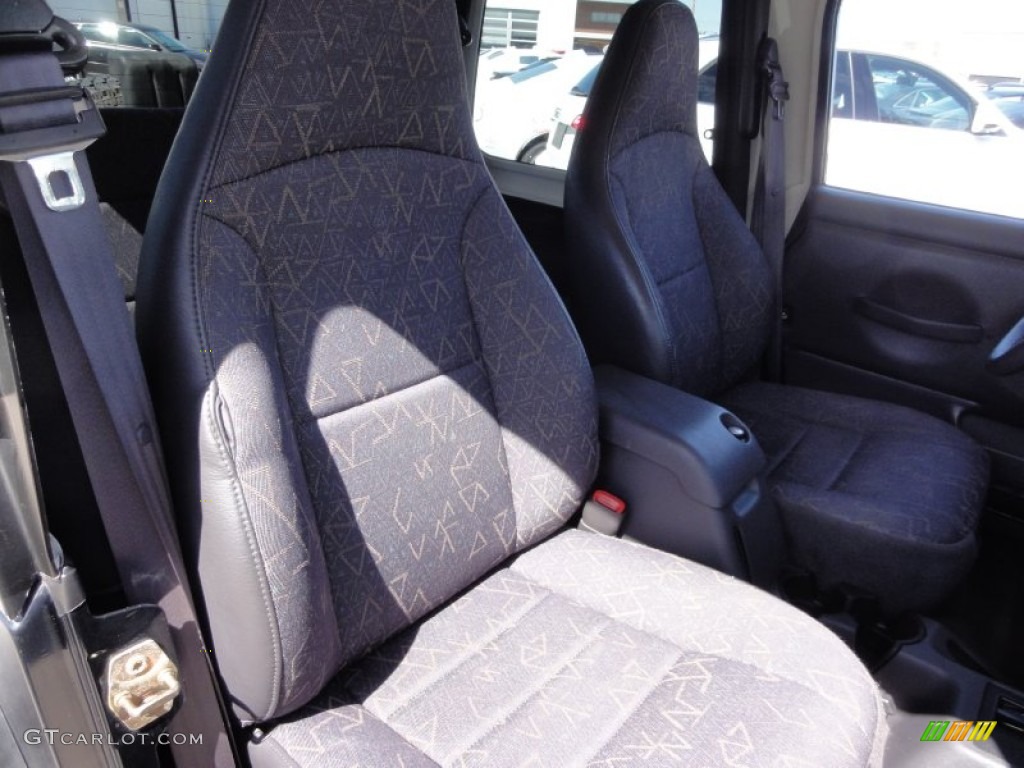 2002 Wrangler Sport 4x4 - Black / Agate Black photo #21