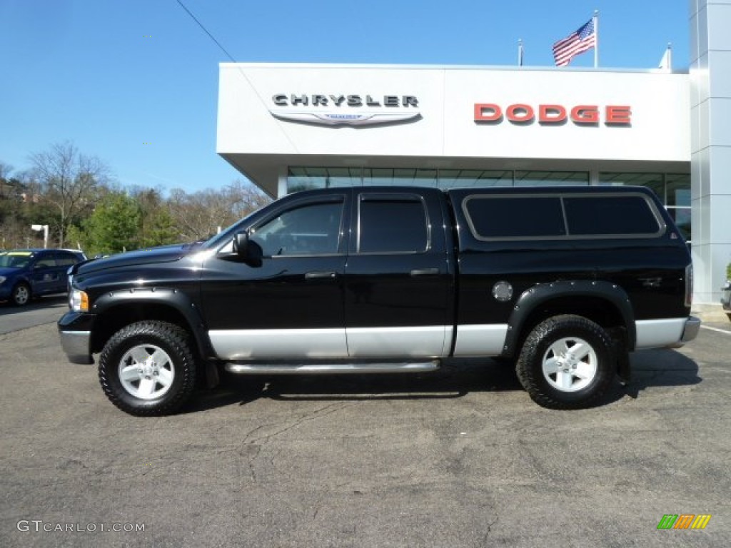 2002 Ram 1500 SLT Quad Cab 4x4 - Black / Dark Slate Gray photo #2