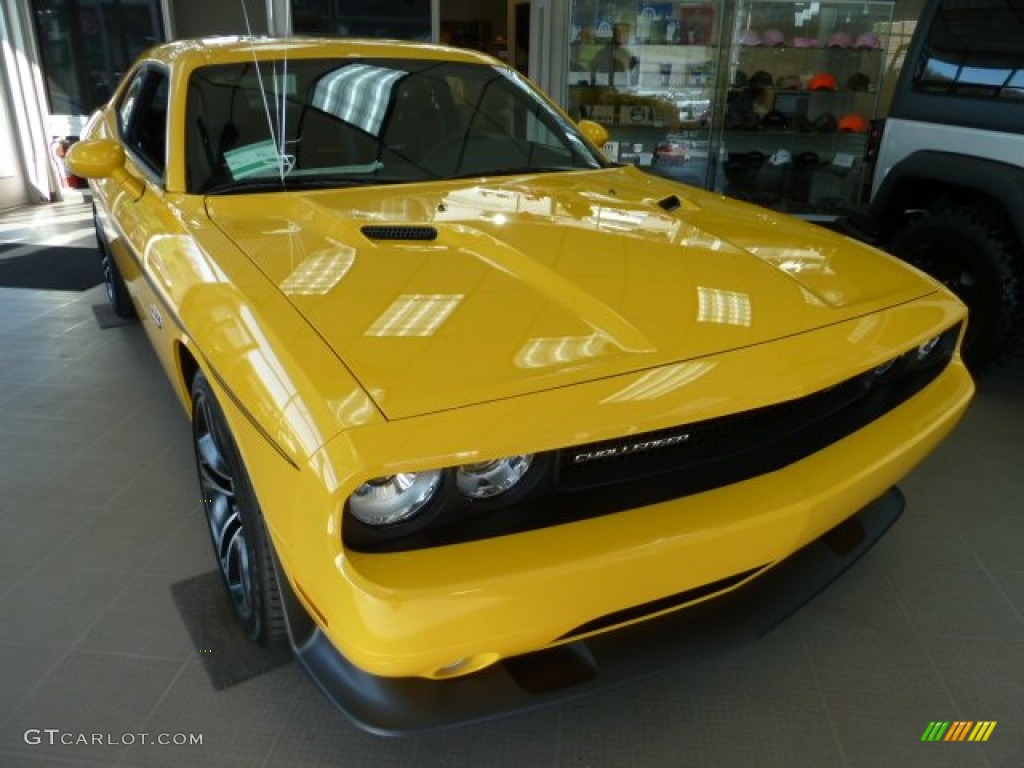 2012 Challenger SRT8 Yellow Jacket - Stinger Yellow / Dark Slate Gray photo #6