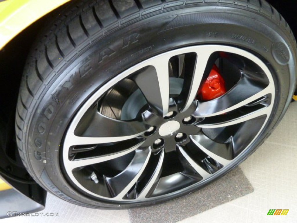2012 Dodge Challenger SRT8 Yellow Jacket Wheel Photo #63288631