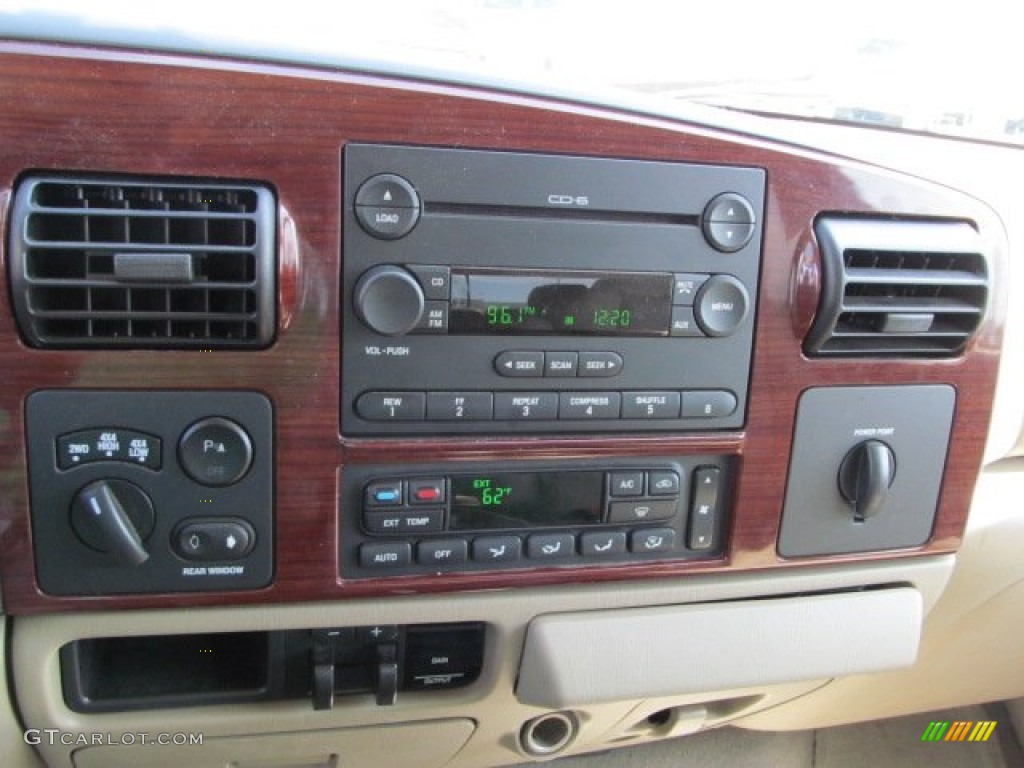 2006 Ford F350 Super Duty Lariat Crew Cab 4x4 Dually Audio System Photo #63289646