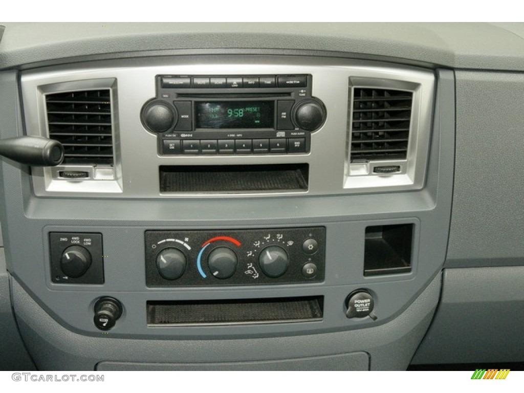 2007 Dodge Ram 1500 Big Horn Edition Quad Cab 4x4 Controls Photo #63295775