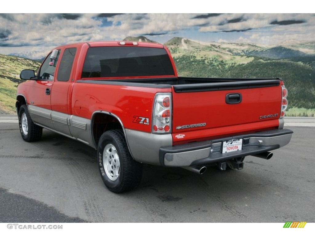 2001 Silverado 1500 LS Extended Cab 4x4 - Victory Red / Graphite photo #2