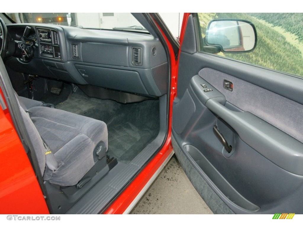 2001 Silverado 1500 LS Extended Cab 4x4 - Victory Red / Graphite photo #9