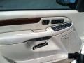 White Diamond - Escalade AWD Photo No. 8