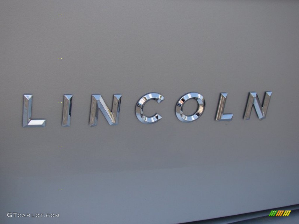 2011 Lincoln MKX FWD Marks and Logos Photo #63298643