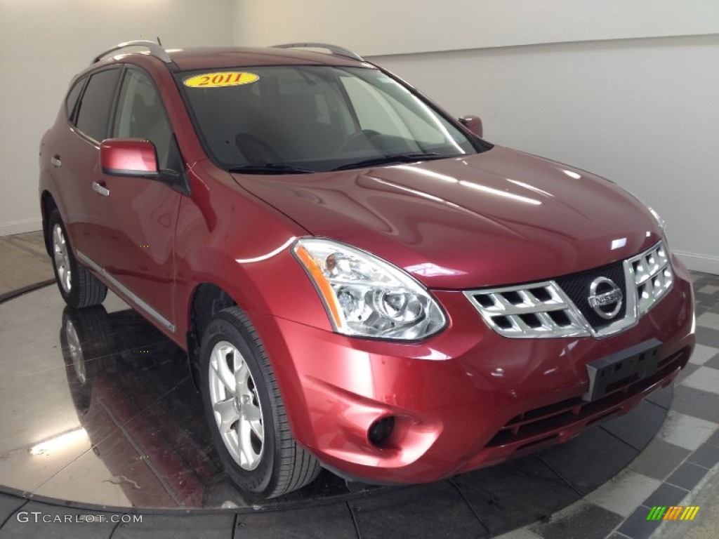 2011 Rogue SV AWD - Cayenne Red / Black photo #2