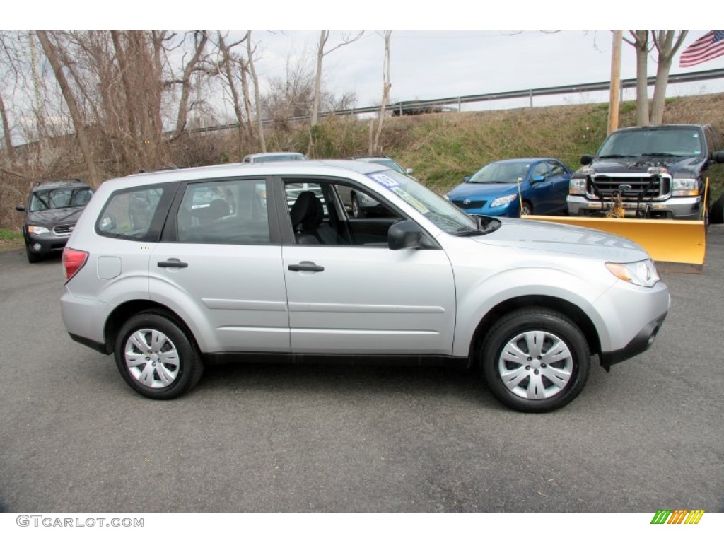 2009 Forester 2.5 X - Spark Silver Metallic / Black photo #4