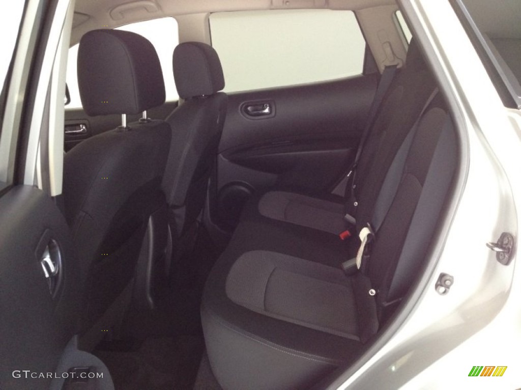 2011 Rogue SV AWD - Silver Ice Metallic / Black photo #8