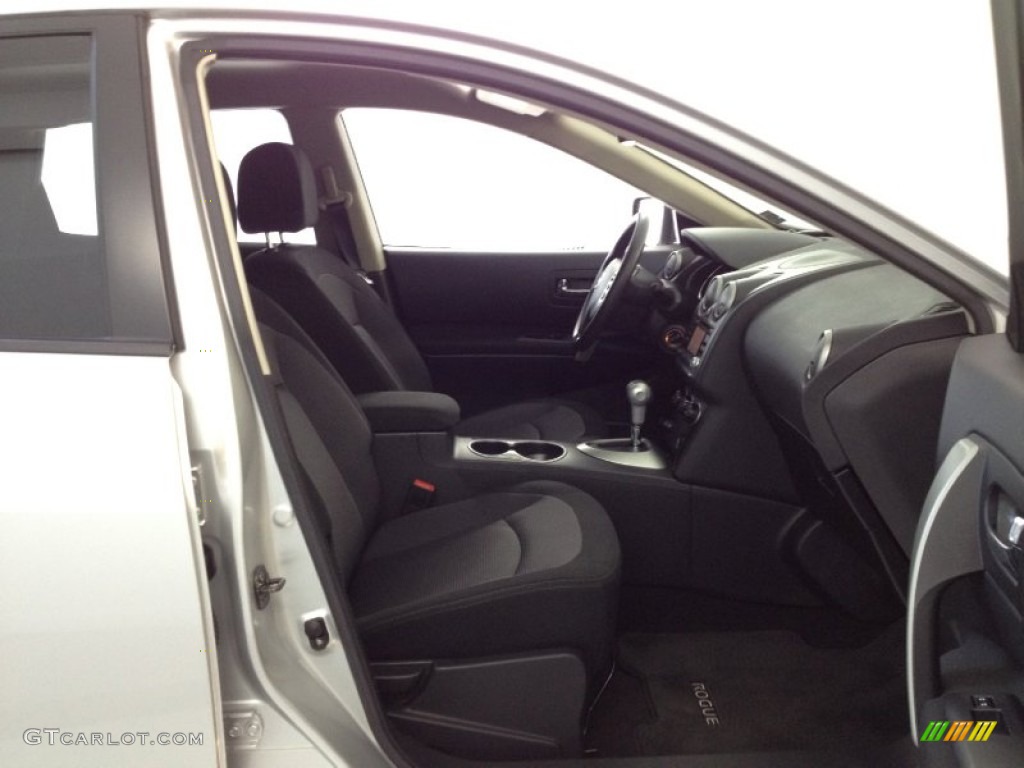 2011 Rogue SV AWD - Silver Ice Metallic / Black photo #10