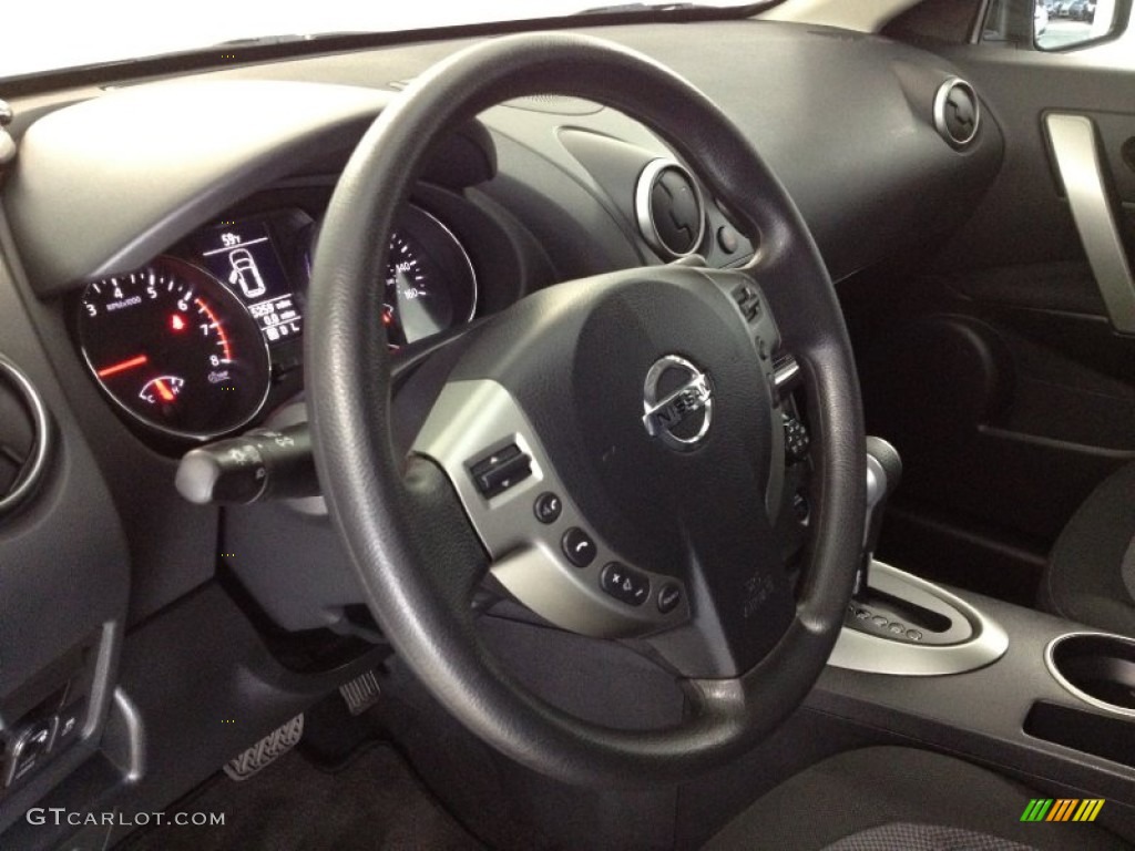 2011 Rogue SV AWD - Silver Ice Metallic / Black photo #16