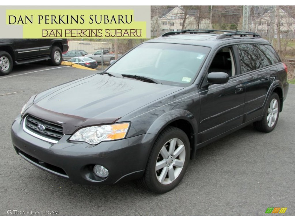 Diamond Gray Metallic Subaru Outback