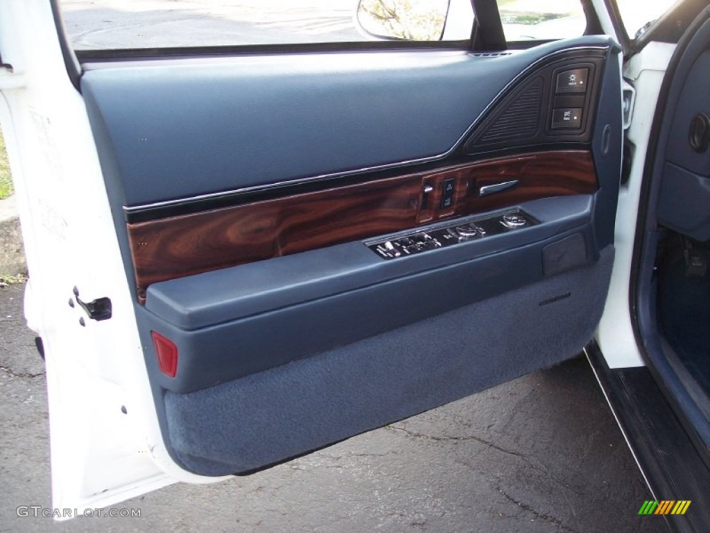 1998 LeSabre Custom - Bright White / Medium Blue photo #42
