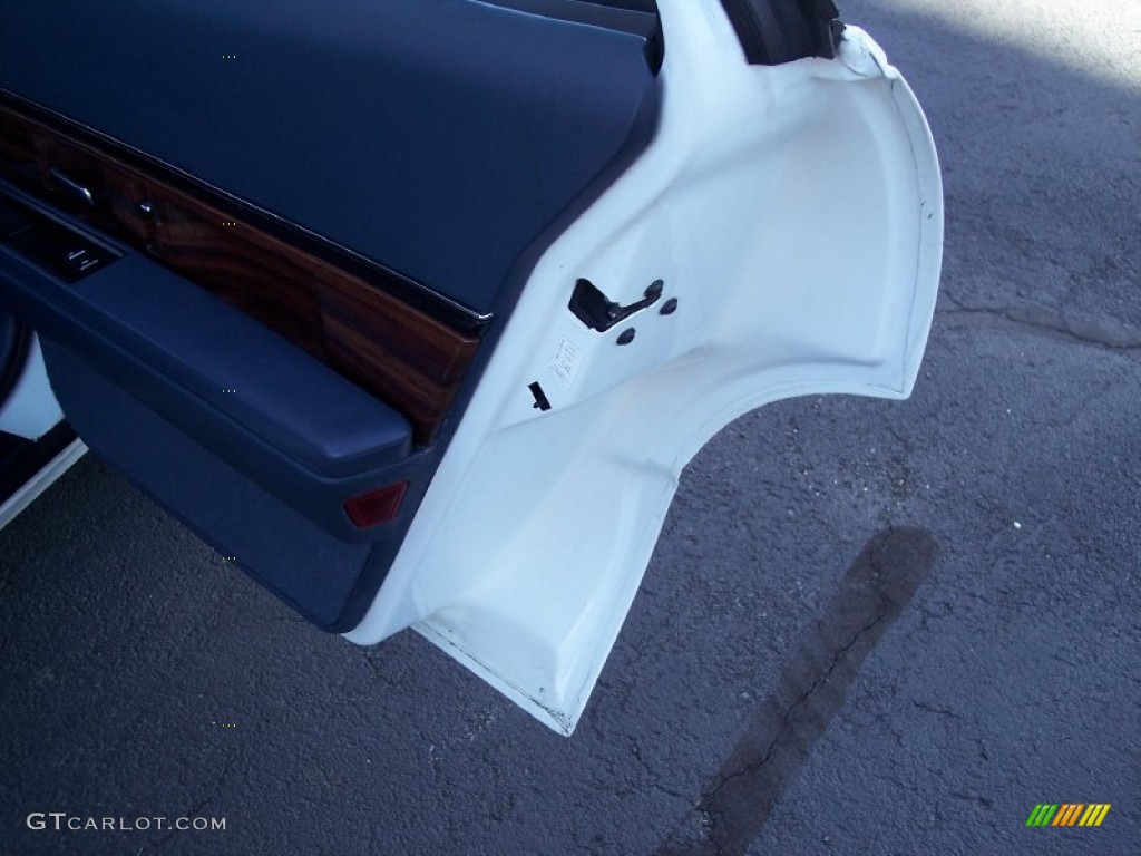 1998 LeSabre Custom - Bright White / Medium Blue photo #70