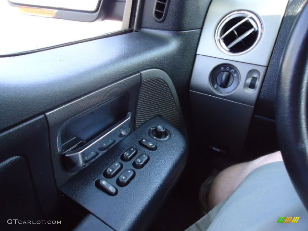 2006 F150 FX4 SuperCrew 4x4 - Black / Black photo #16