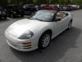 Dover White Pearl - Eclipse Spyder GT Photo No. 27