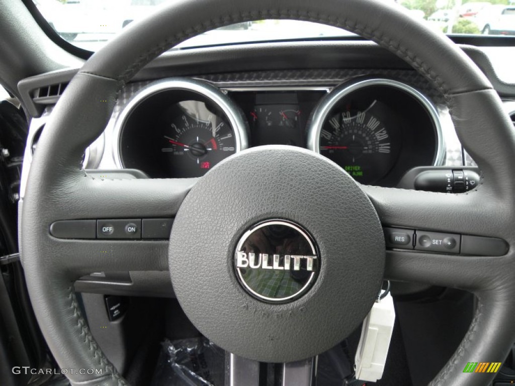 2009 Ford Mustang Bullitt Coupe Dark Charcoal Steering Wheel Photo #63302789