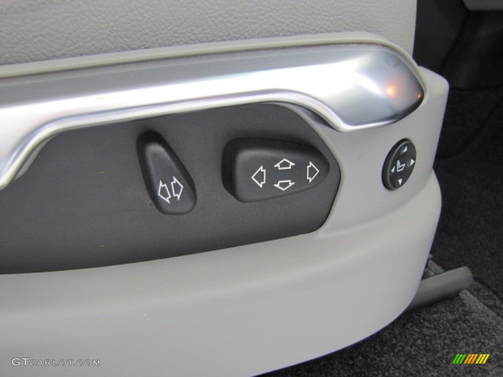 2008 Land Rover Range Rover V8 HSE Controls Photo #63303119