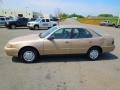 1995 Cashmere Beige Metallic Toyota Camry DX Sedan  photo #4