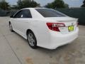 Super White - Camry SE Photo No. 5