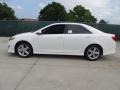 Super White - Camry SE Photo No. 6