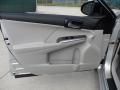 Classic Silver Metallic - Camry Hybrid XLE Photo No. 23
