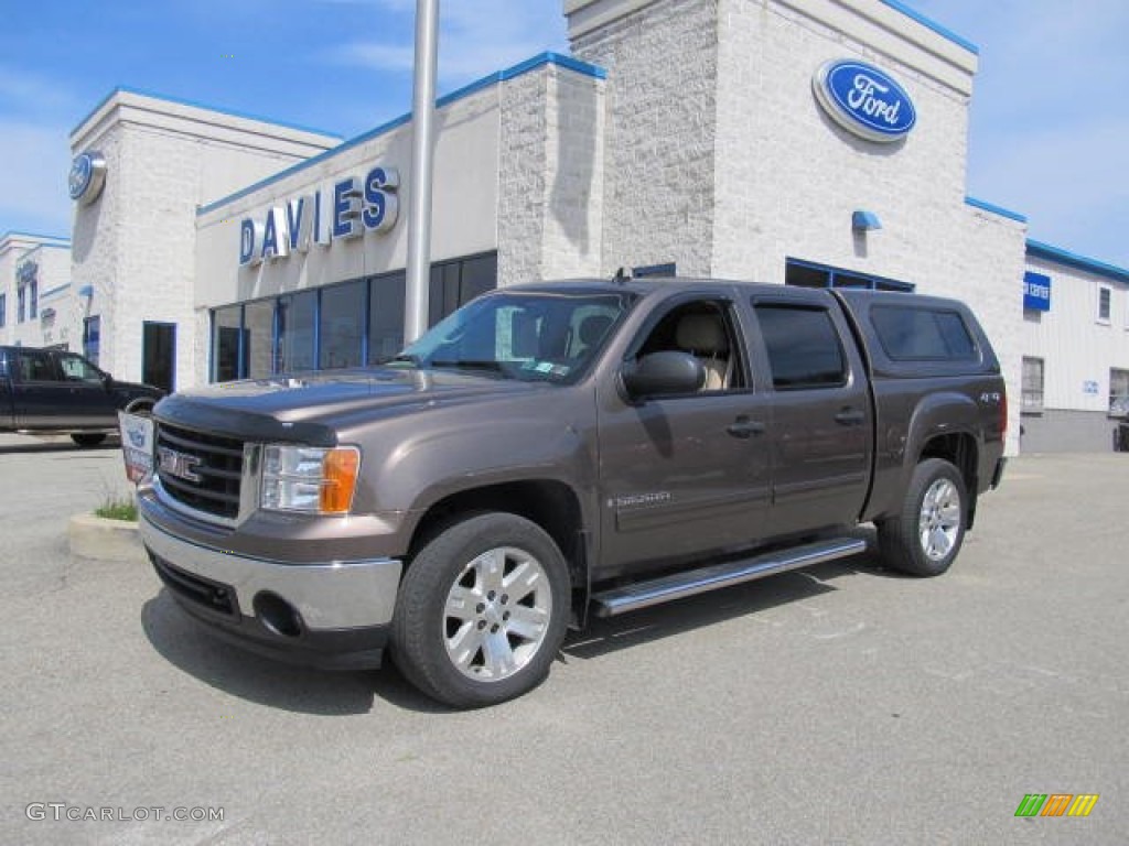 2008 Sierra 1500 SLE Crew Cab 4x4 - Medium Brown Metallic / Light Cashmere photo #1